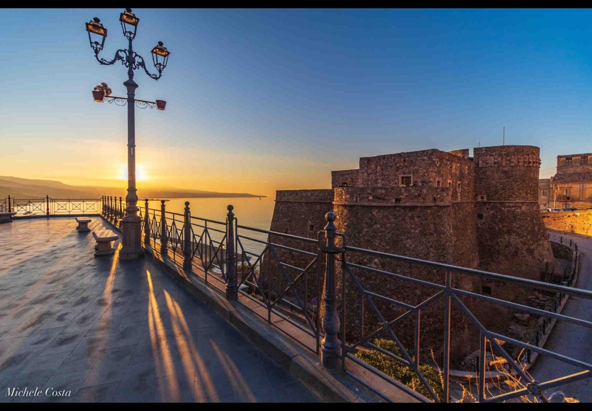 Gli Scacchi Apartments-King-Centro Storico Pizzo Eksteriør billede
